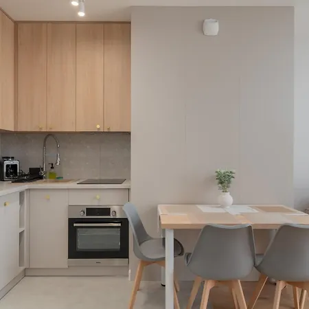 Citystay Lutomierska Apartament *