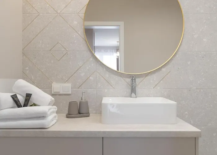 Citystay Lutomierska *