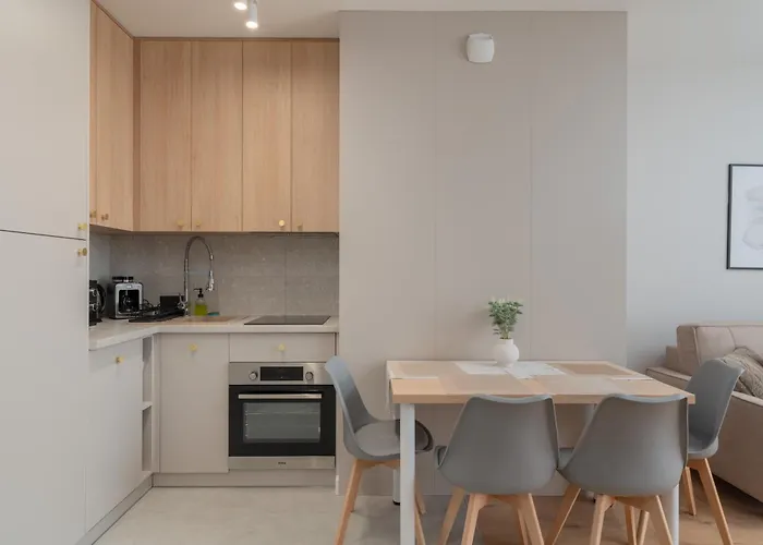 Citystay Lutomierska شقة *